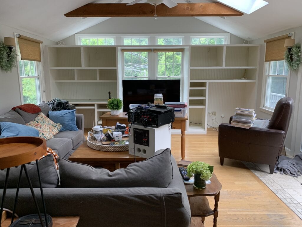 built-ins with no doors